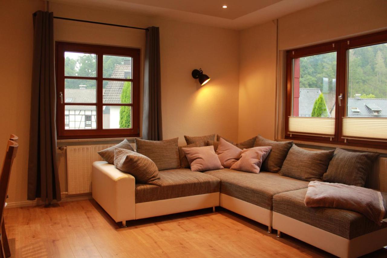 Ferienwohnung Conni 헬렌탈 외부 사진