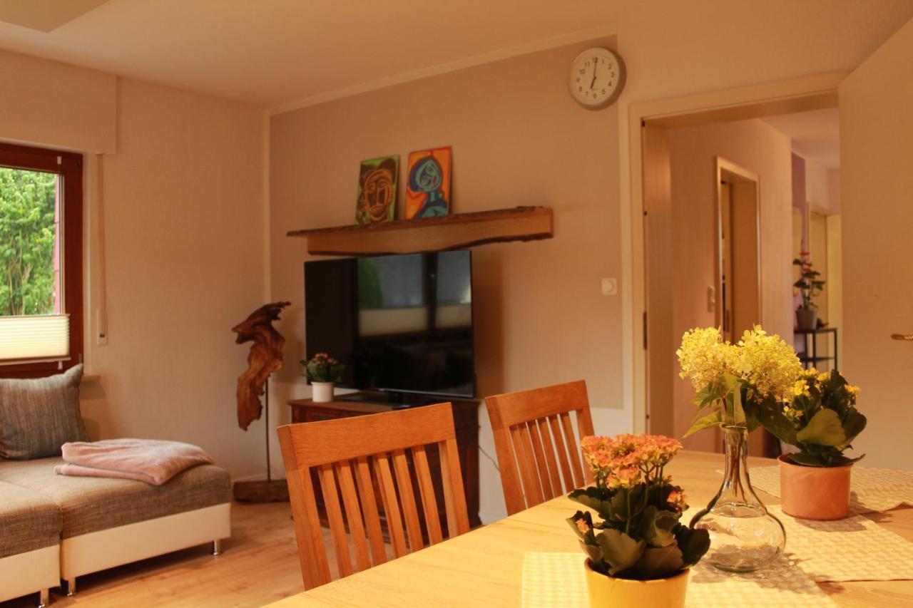 Ferienwohnung Conni 헬렌탈 외부 사진